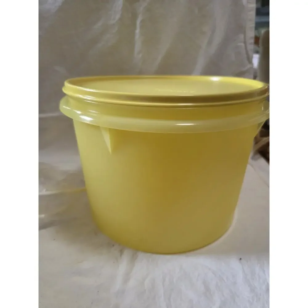 NEW Tupperware Yellow stacking canister with White Carry Handle 14¼ cup 3.4 L